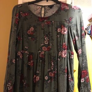 Torrid olive green floral top